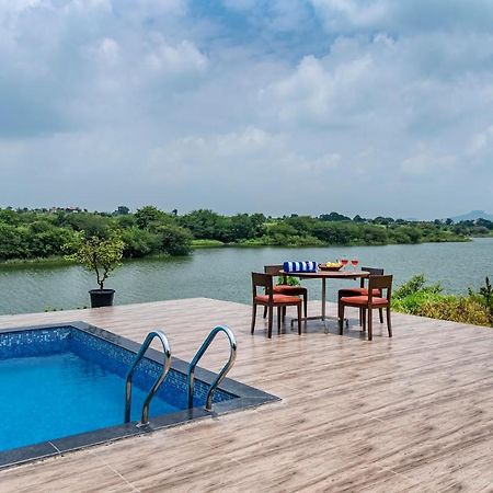 Saffronstays Rose Vineyard By The Lake, ナーシク エクステリア 写真