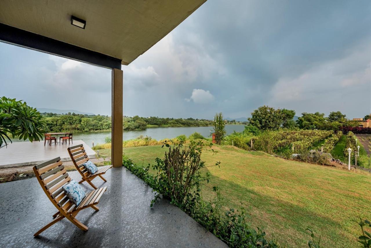 Saffronstays Rose Vineyard By The Lake, ナーシク エクステリア 写真