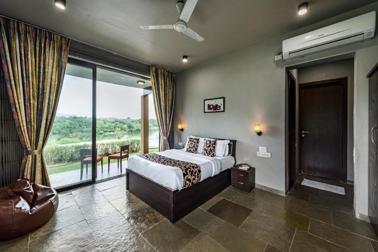 Saffronstays Rose Vineyard By The Lake, ナーシク エクステリア 写真